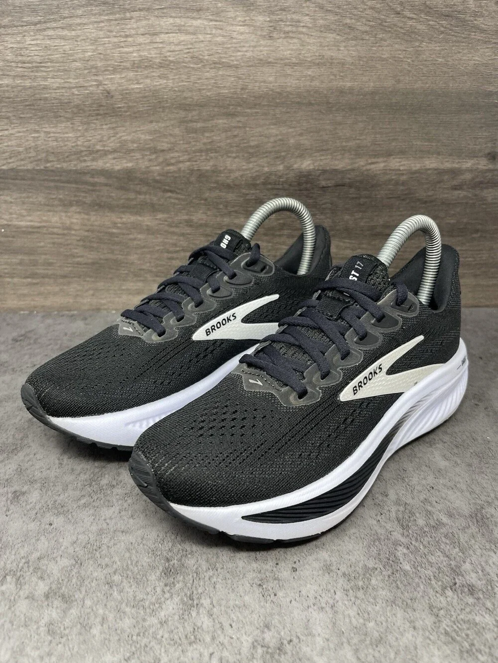 Brooks Ghost 17 Black Grey White Size 5 Womens Wide Running Walking Shoes